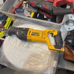 DEWALT DCS381 20V Variable Speed Reciprocating Saw (Bare Tool)