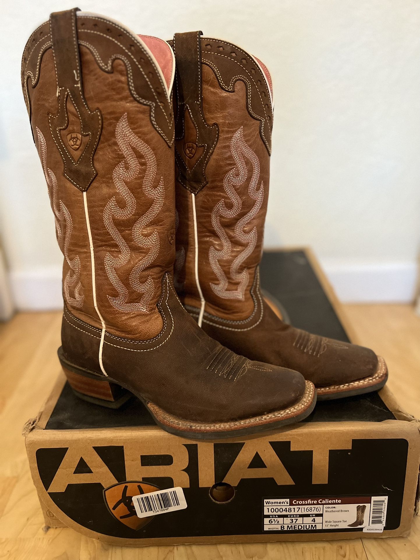 Ariat Western Women Boots for Sale in Watsonville CA OfferUp