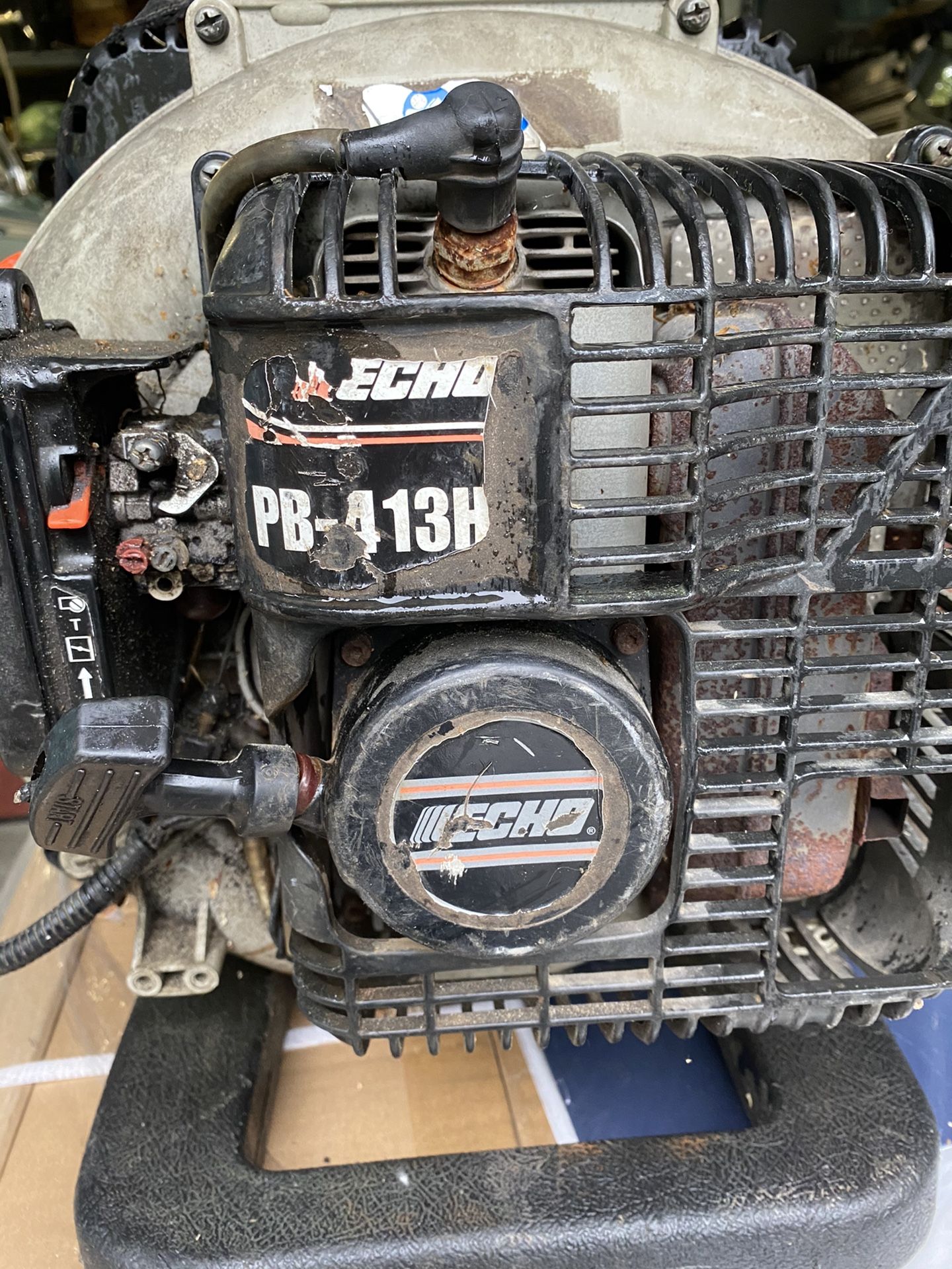Echo Blower PB413H starts but needs a carb clean for Sale in Burien