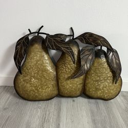 WALL ART THREE PEARS HAND HAMMERED METAL 