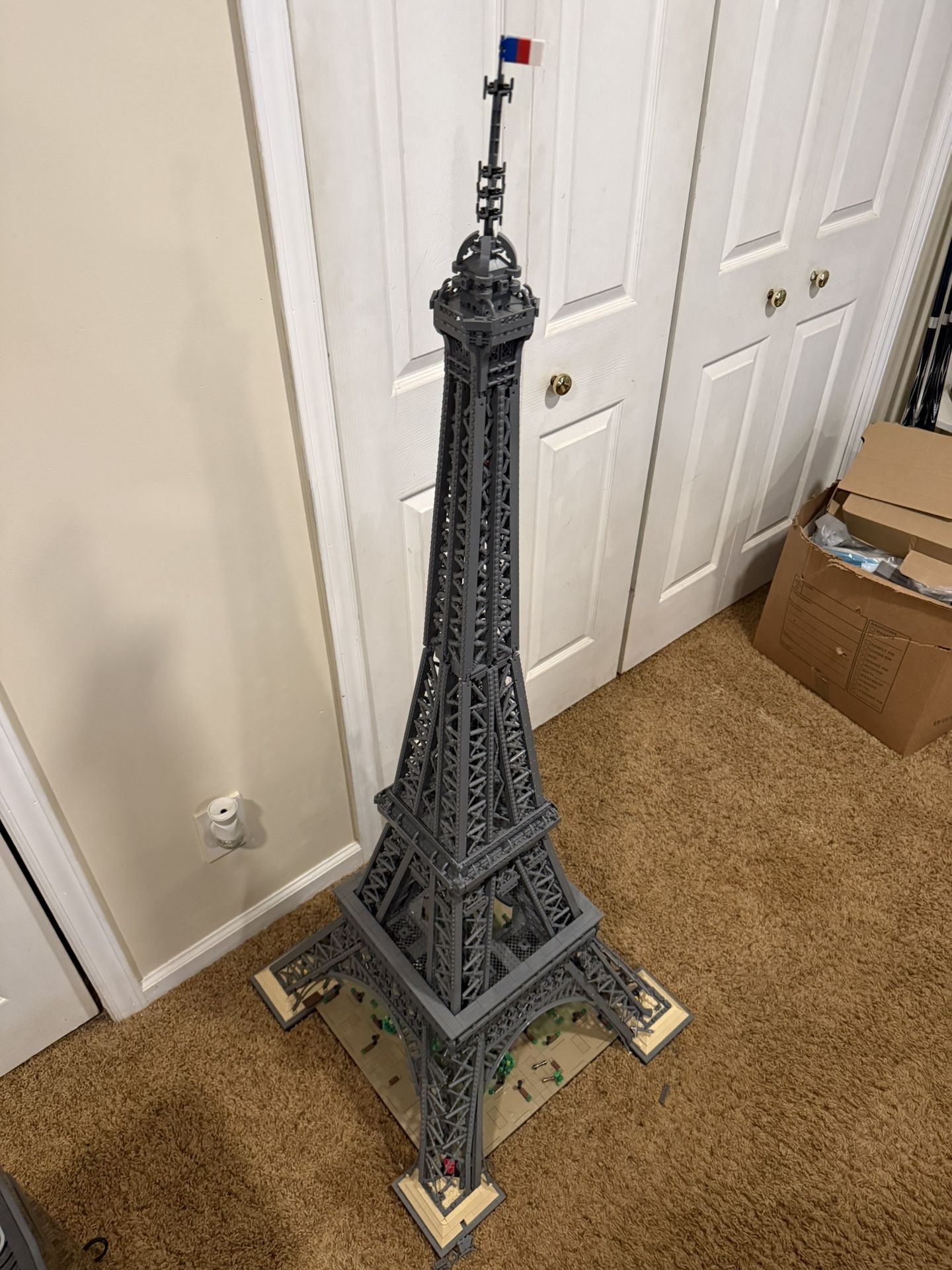 Lego Eiffel Tower