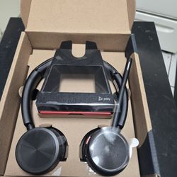 Poly Savi 7220 Office Wireless Headset