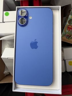 I p h o n e 16 plus 128GB aquamarine any sim