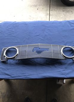 05-06 Ford Mustang grill insert