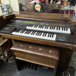 Gulbransen C500 Organ