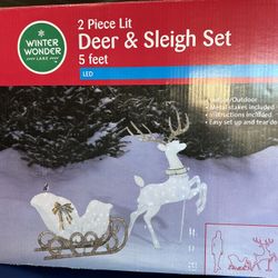 FREE- Deer & Sleigh Set