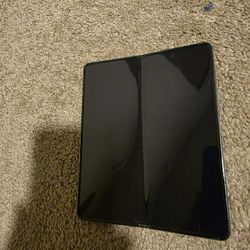 Galaxy Z Fold 4 