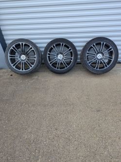 Polaris slingshot tires and wheels. $450.00 obo