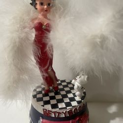 BETTY BOOP + Dog-Madam Alexander-MUSICAL COLLECTIBLE GLAMOR- I Wanna Be Loved By You