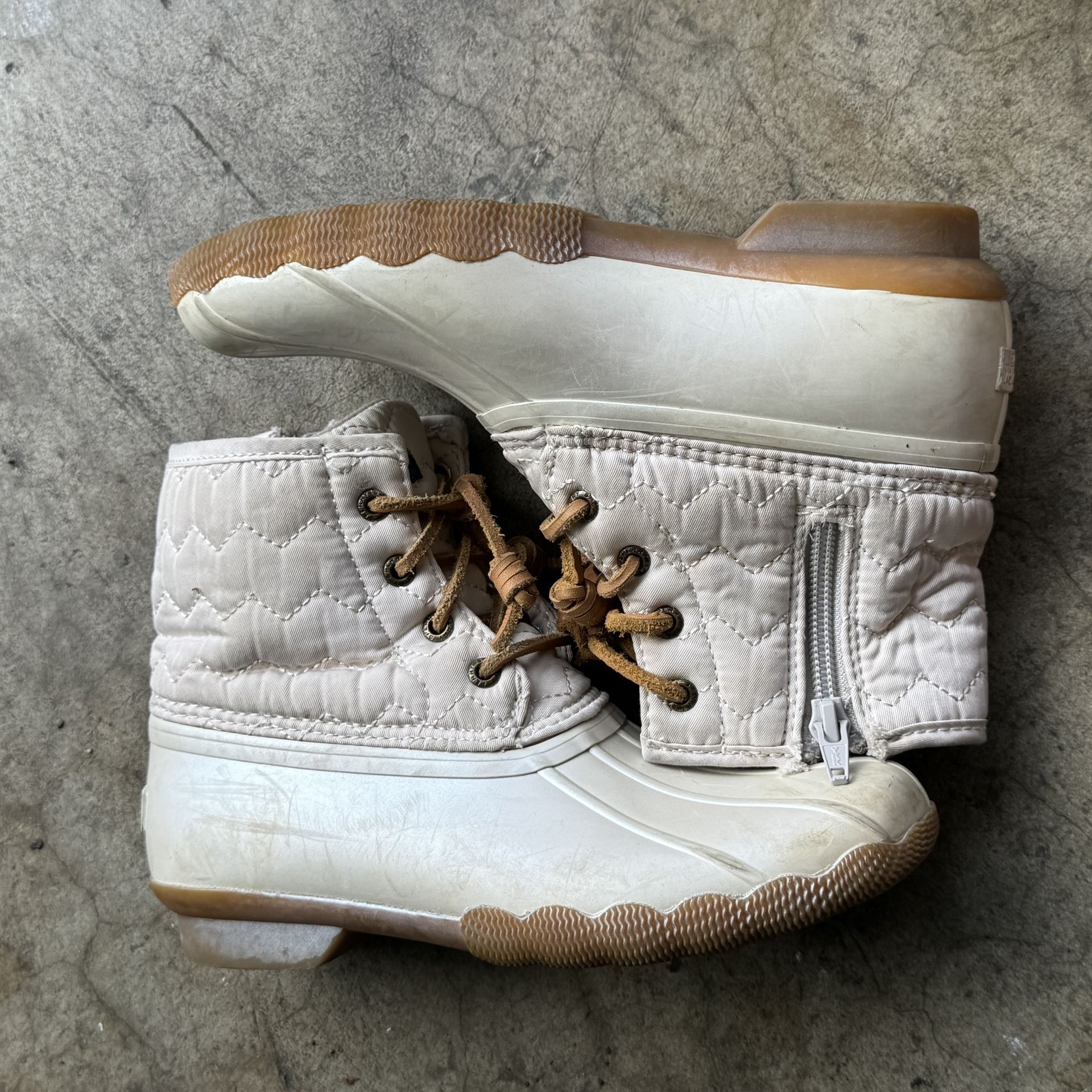 Sperry Saltwater Boots Size 2 Kids