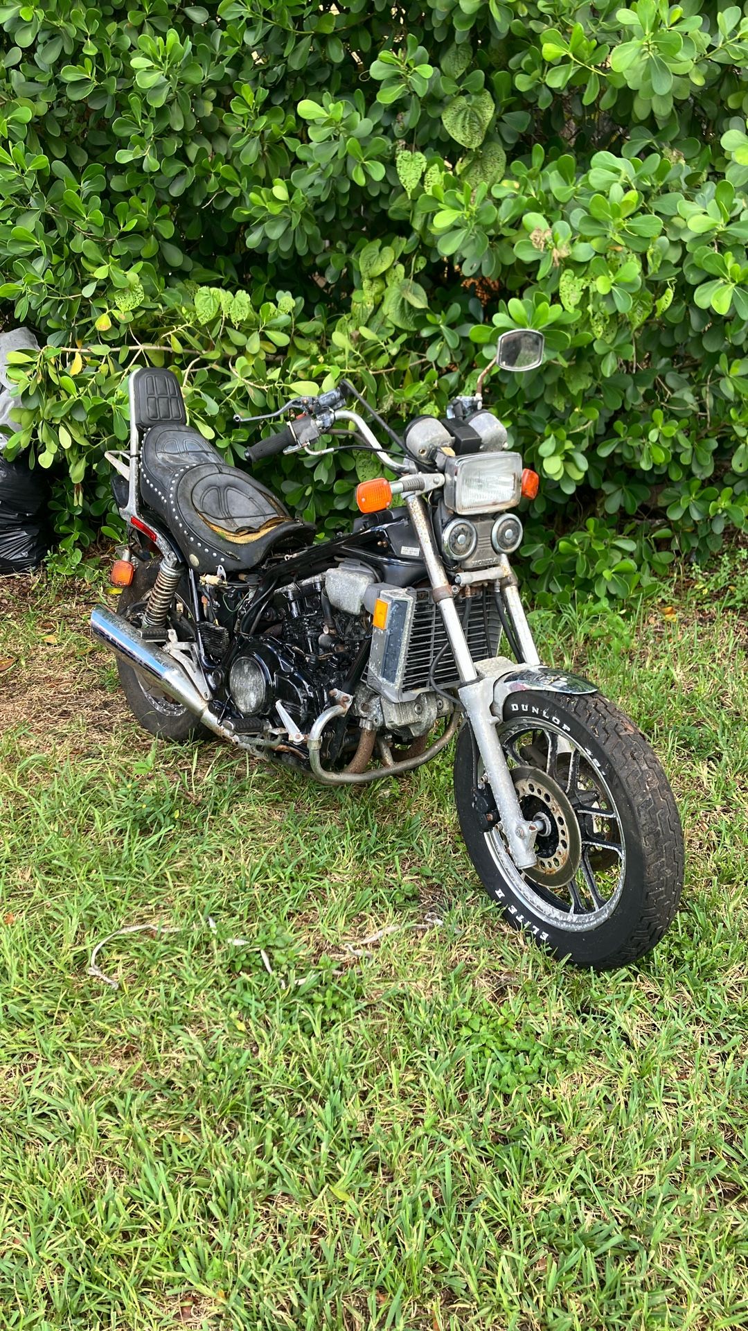 Honda 1984 VF 1100 MAGNA MOTORCYCLE
