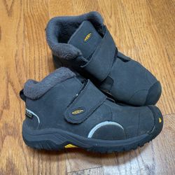 Keen Boots Waterproof Size 13 $25