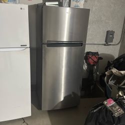 Whirlpool Refrigerator 