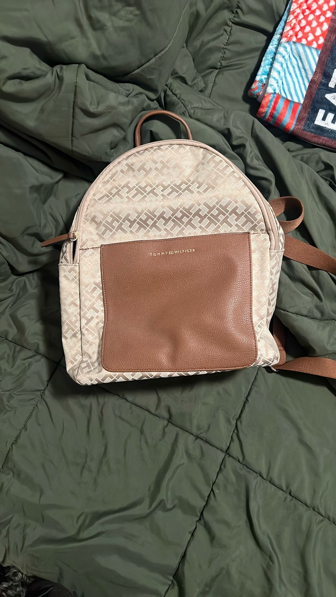 Tommy Hilfiger
