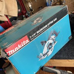 Makita Saw Brand New