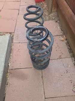 For Sale   rear springs for GMC  tahoe ect.