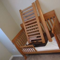 * DaVinci Kalani 4-in-1 Convertible Crib in Oak, Greenguard Gold Certified

