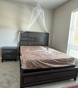 Bedroom set 