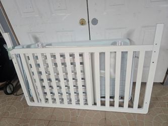 Baby crib tod bed FREE