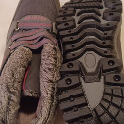 Women's Boots size 10 Never Worn