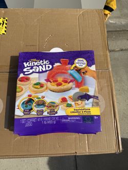 KINETIC SAND
