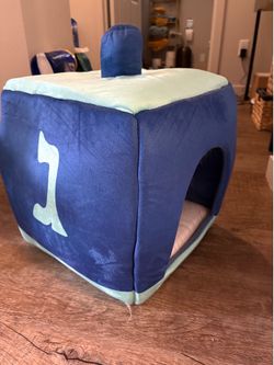 Cat Bed - Dreidel