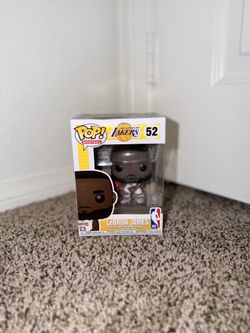 Funko POP NBA: Lakers - Lebron James (White Uniform)