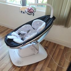 4 Moms Baby Swing 