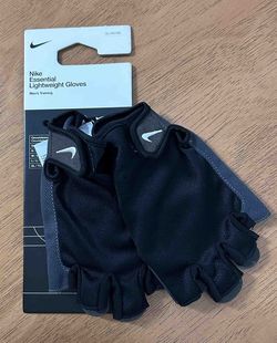 New Nike Essential Lightweight Training Gloves Mens Size XL
