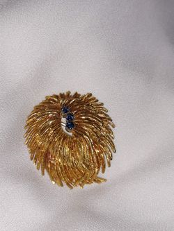18 k Italy antique gold & sapphires pin