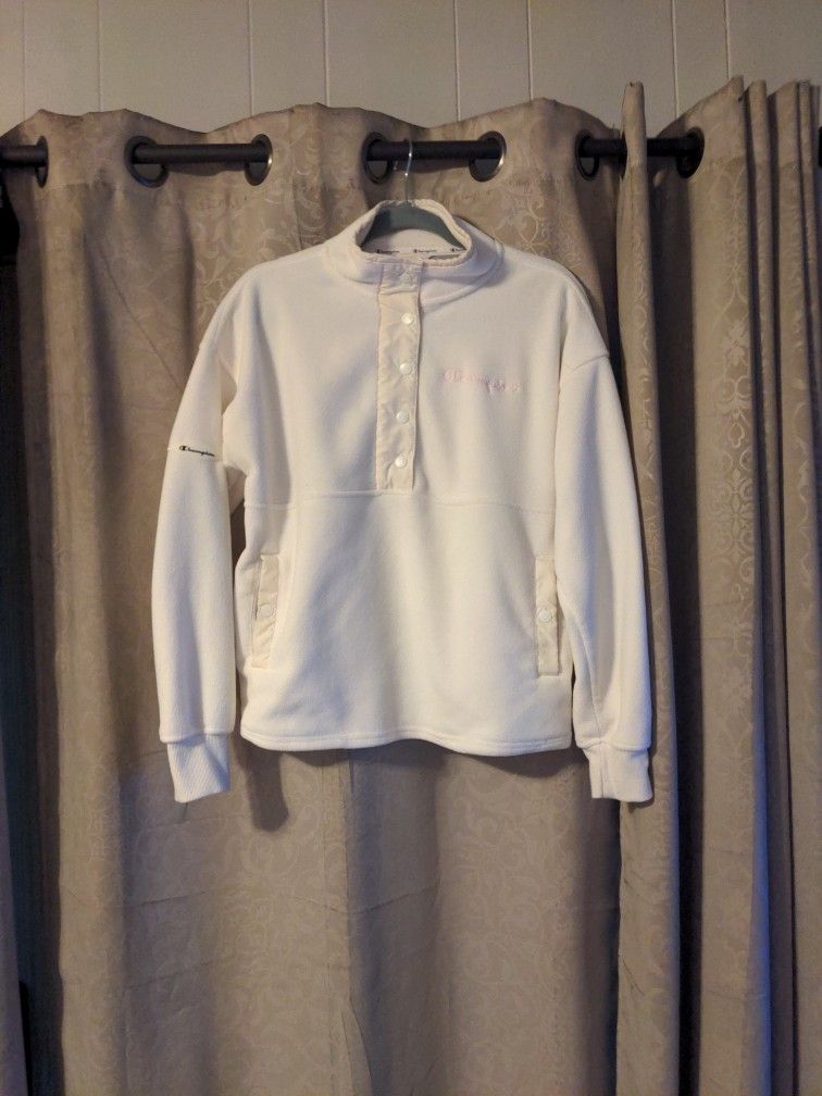 Super Cute Champion Women's Fleece!