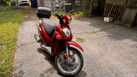 Kymco 2006 People Scooter VG condition