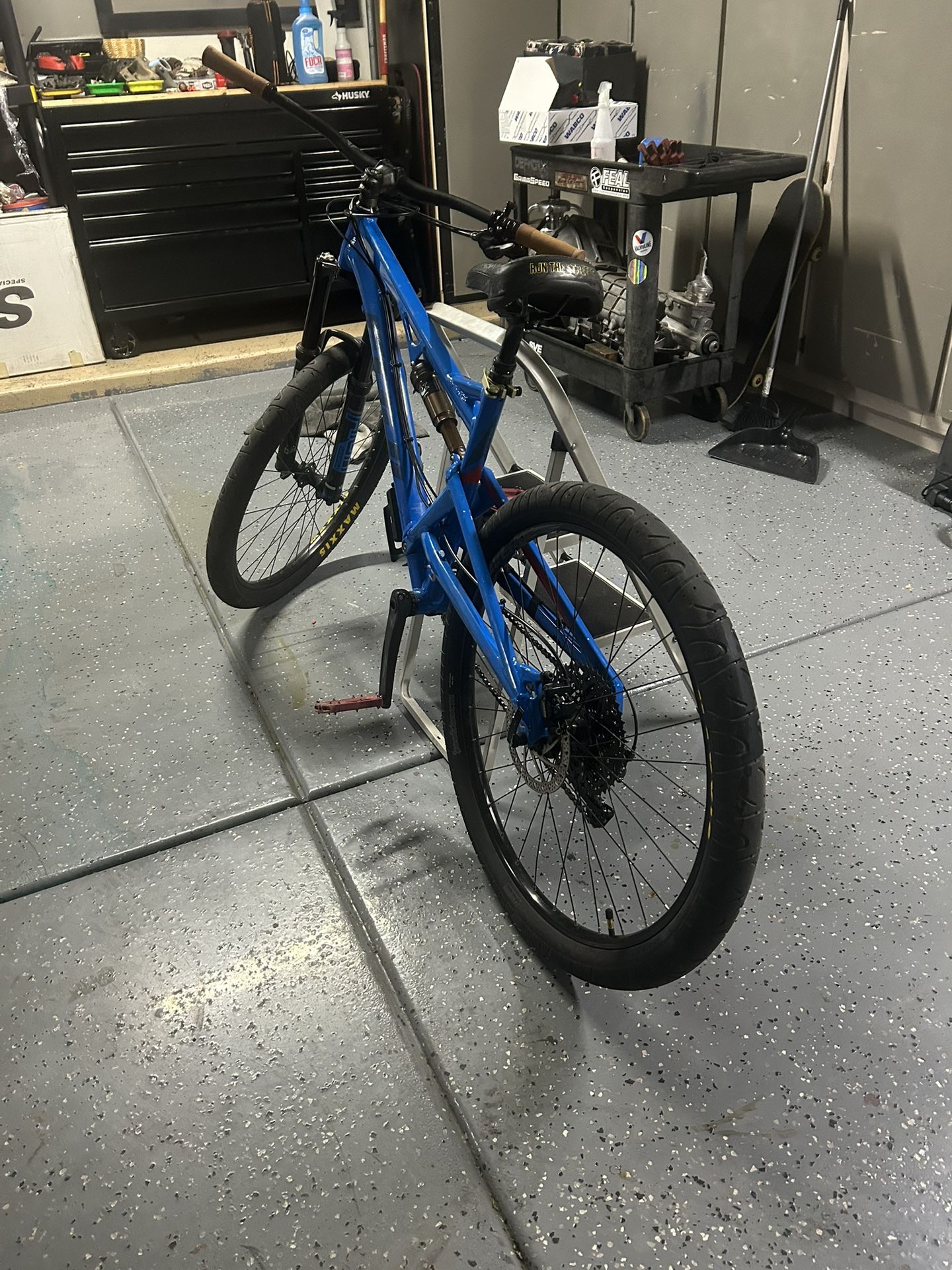 Fuji  ONE.3 Down Hill Mountain Bike 