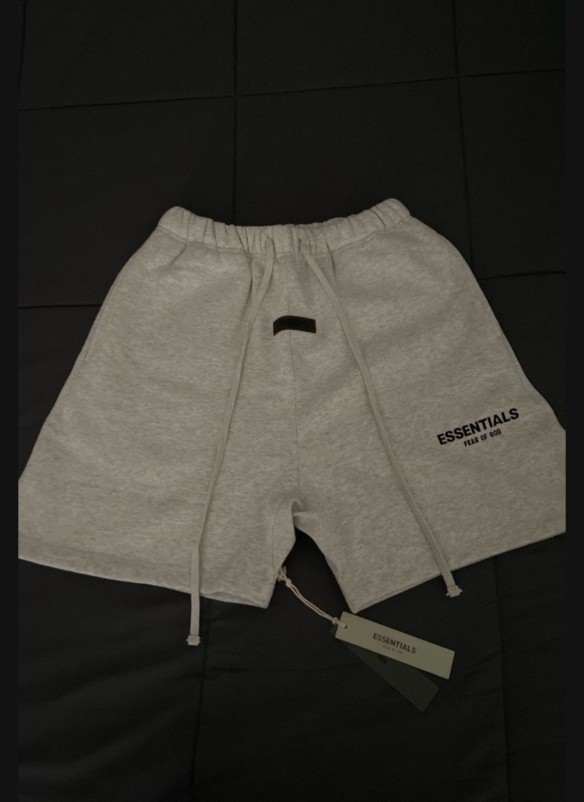 Essential Short 