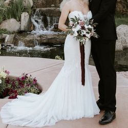 Beautiful Ivory Wedding Dress! High Quality And Comfortable!