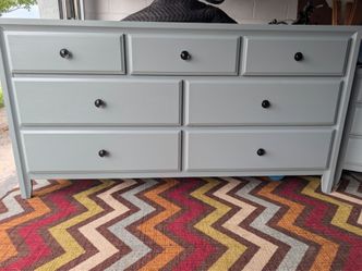 Dresser and 1 nightstand