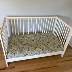 Crib/toddler Bed  $30 OBO