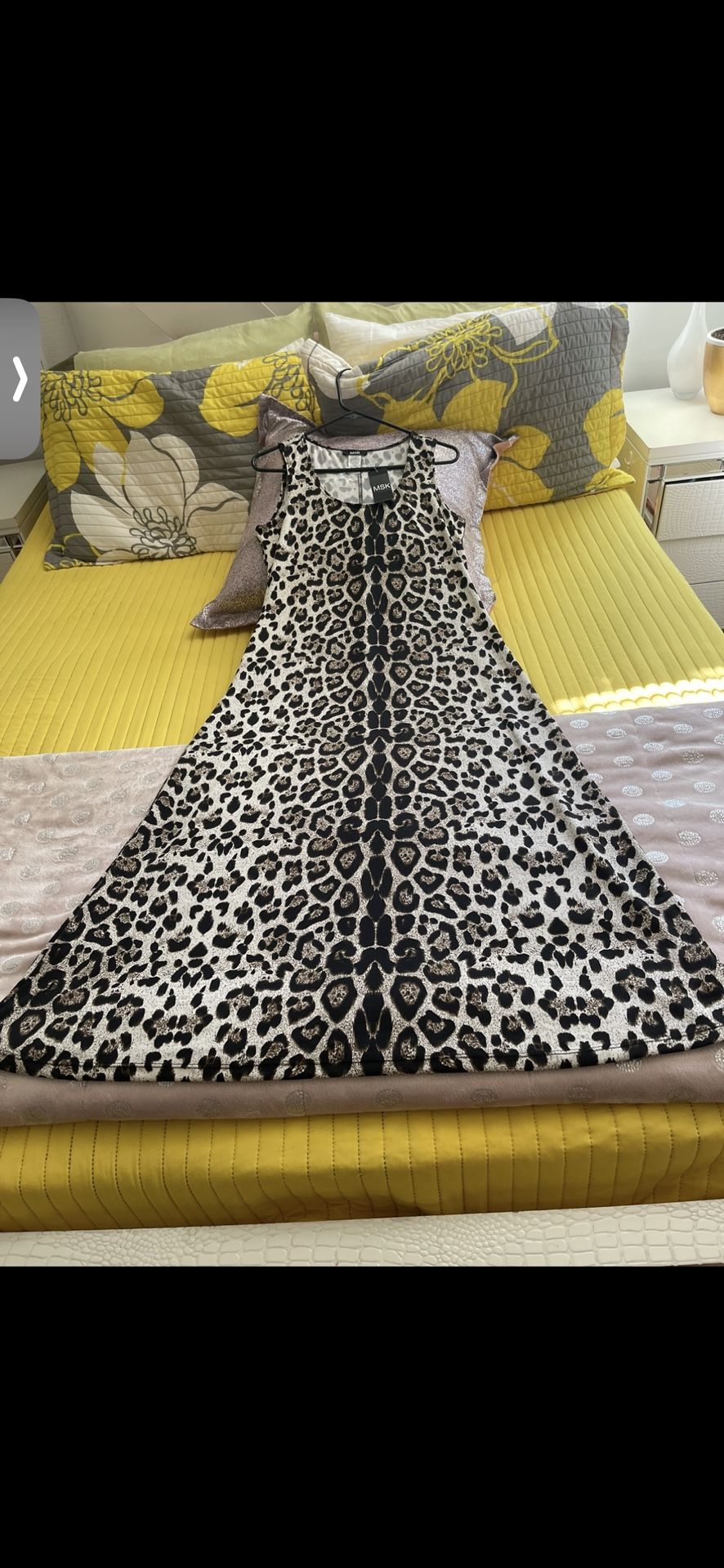 MSK MAXI DRESS 👗 SIZE MEDIUM STRETCH, New Never Used