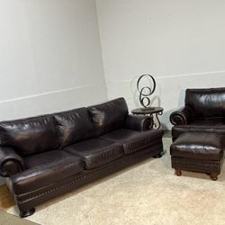 Like New Bernhardt Sofa Set In Excellent Conditions. Delivery Available 