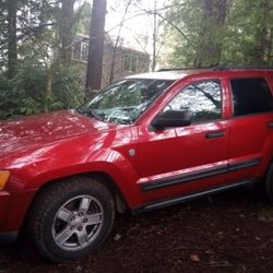 2006 Jeep Grand Cherokee Laredo Super Fast 