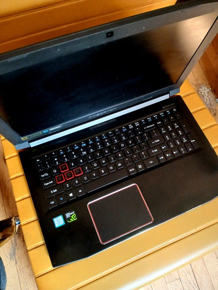 Acer Predator Helios 300 Gaming Laptop PC, 15.6" Nice!!