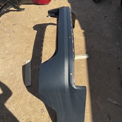 19/25 Nissan Altima rear bumper w sensor holes