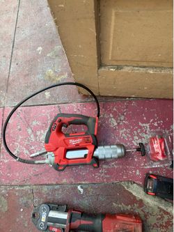 M18 18V Lithium-Ion Cordless Grease Gun 2-Speed (Tool-Only)