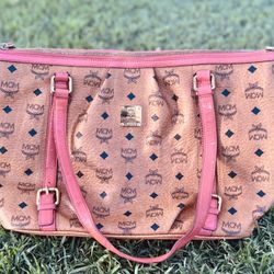 MCM Hand Bag In Very Good Condition 