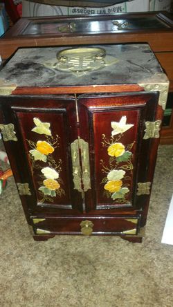 Mostly vintage jewelry boxes 25 each obo