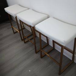 4 White Stools With Gold Legs