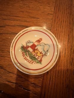 Vintage Souvenir Nantucket Butter Pay