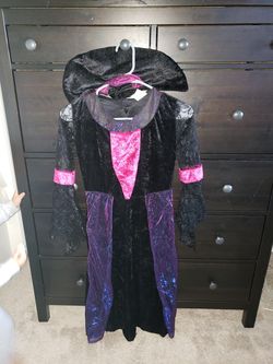 Girls costume