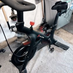 Peloton Bike