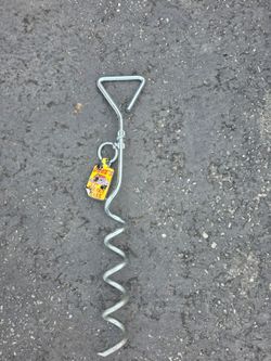Brand New Duke's 17" Spiral Dog Tie-Out Stake – Heavy Duty